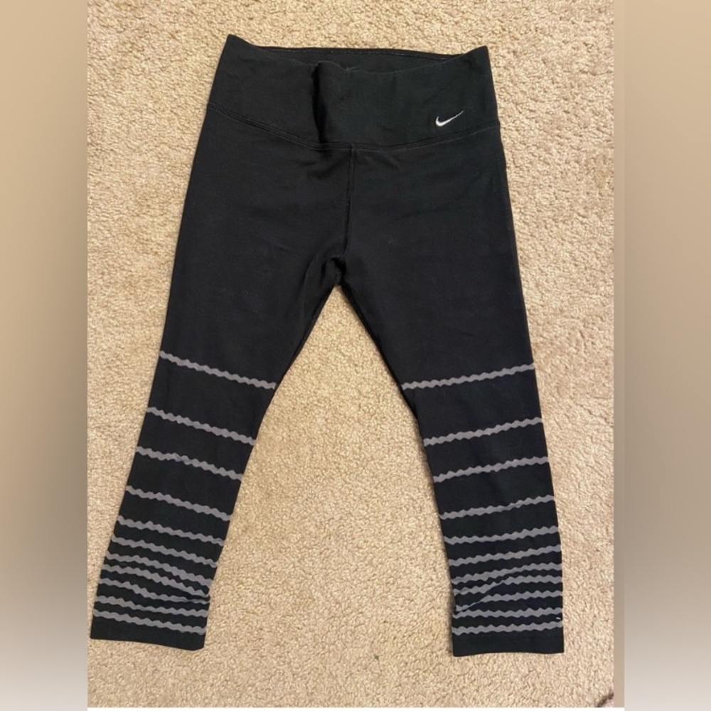 Nike dri fit leggings